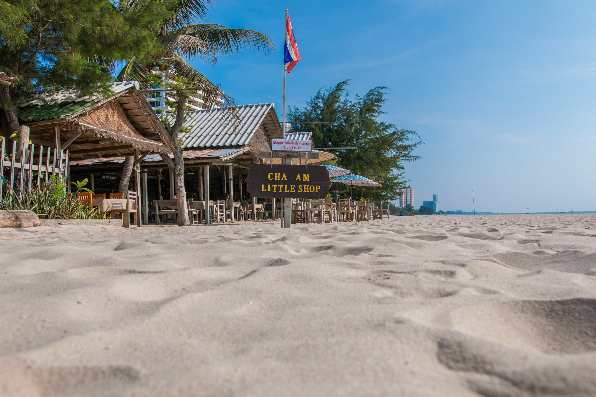 Cha-Am Little Shop & Resort Exterior photo