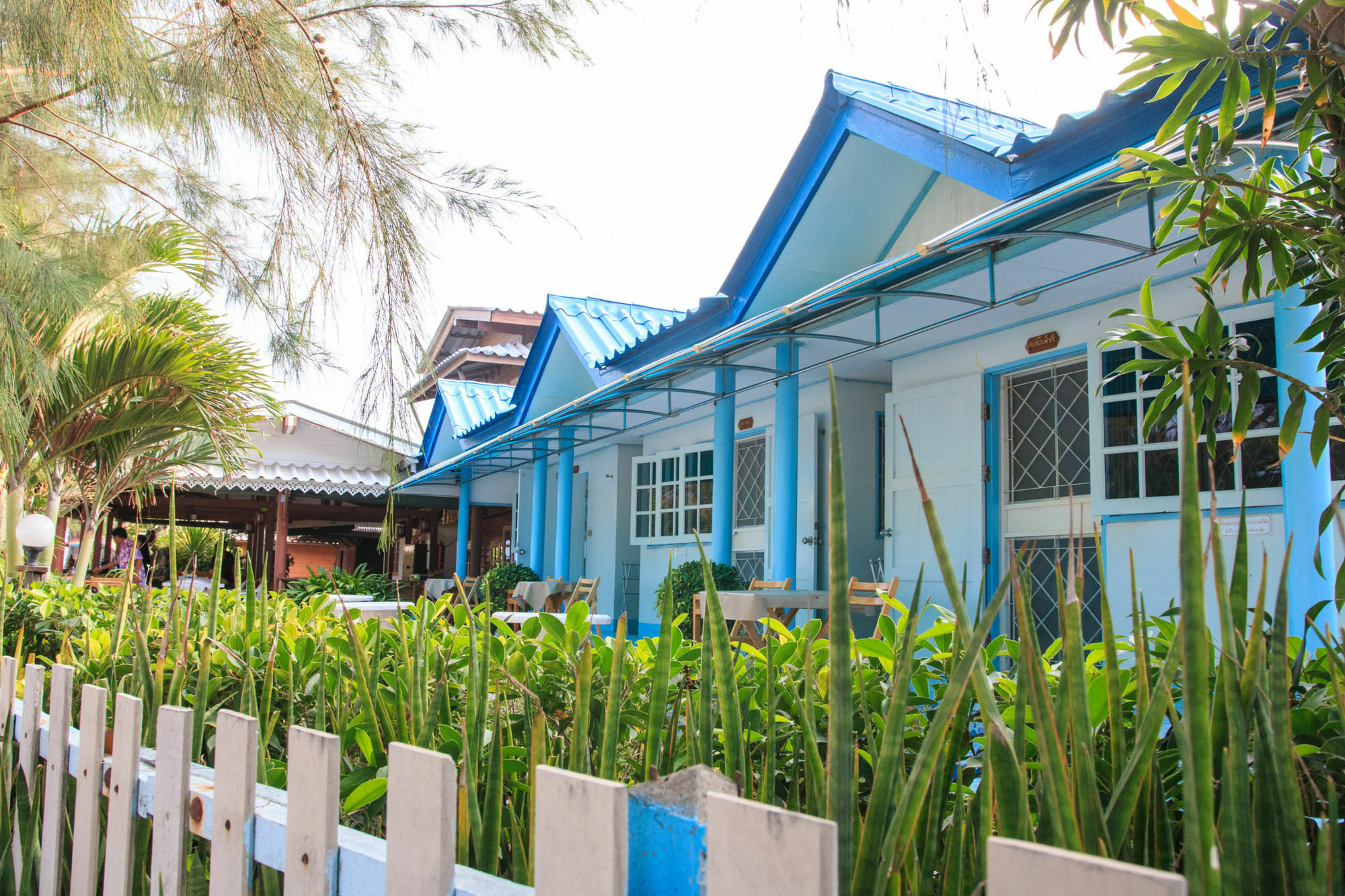 Cha-Am Little Shop & Resort Exterior photo