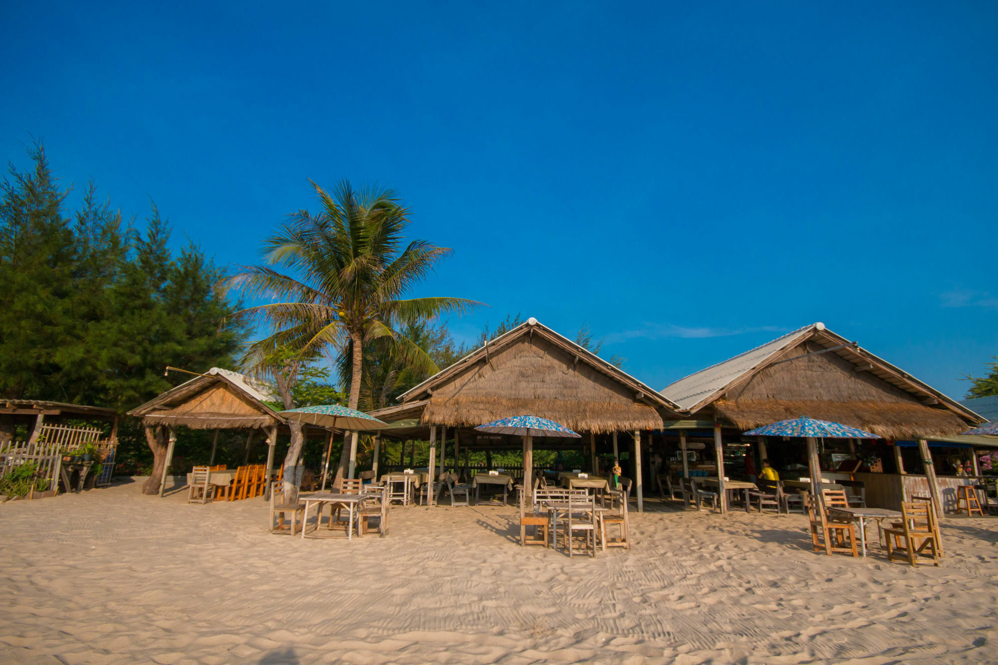 Cha-Am Little Shop & Resort Exterior photo