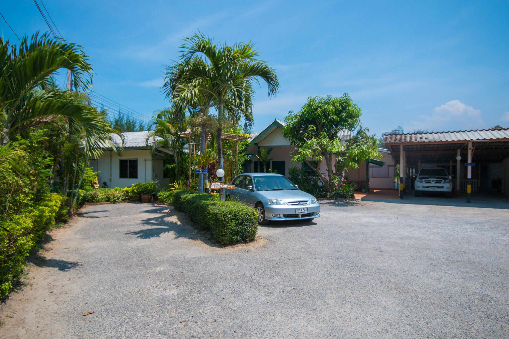 Cha-Am Little Shop & Resort Exterior photo